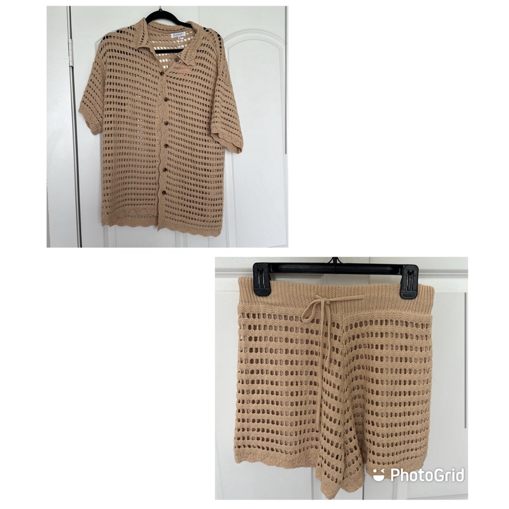 ✨NEW✨ Runway Scout 2 piece knit set (Shorts and button down)